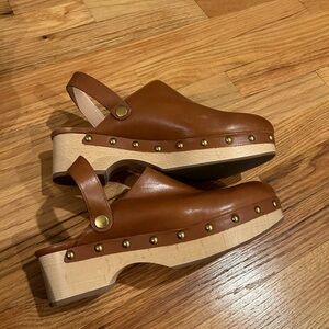 J Crew clogs